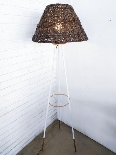 Sleek Tripod - Gold & White - Brown Kithul Shade