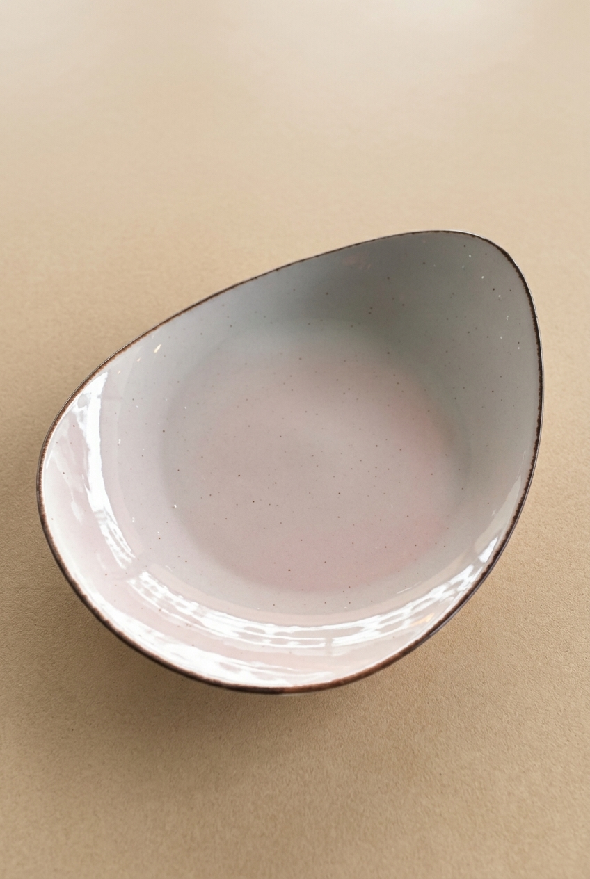 Ceramic Scoop Plate - Pink