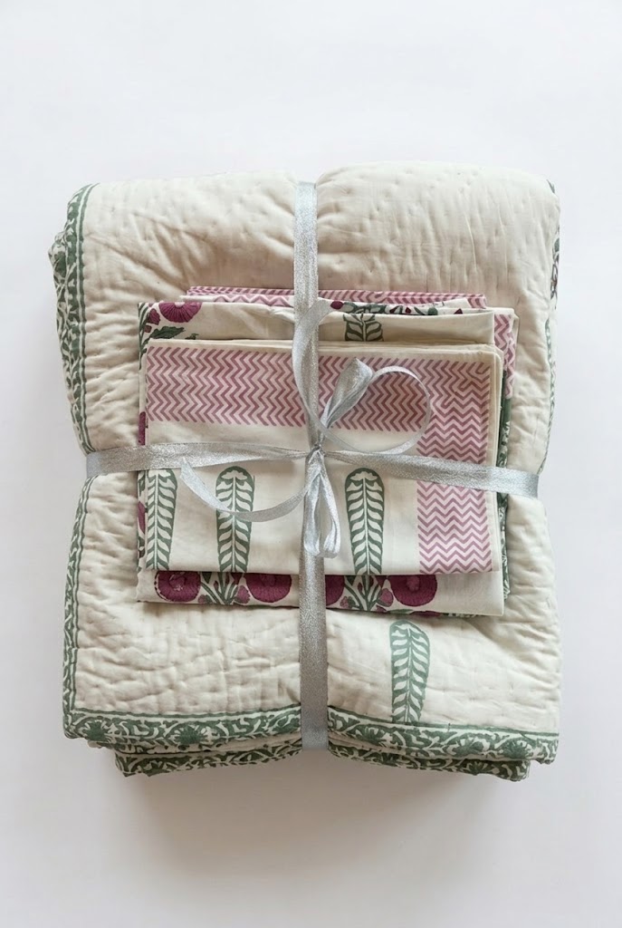 304 quilt set  Pink & Green